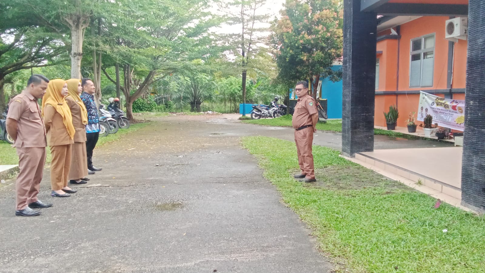 Selasa 18 November 2025 Apel Pagi Kantor Camat Ranah Ampek Hulu Tapan