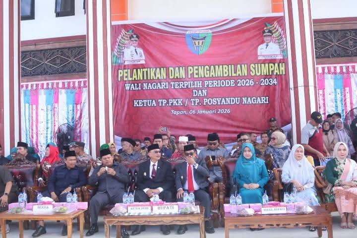 Selasa 6 Januari 2025  Pelantikan  Wali Nagari 6 Kecamatan (Dapil V)  Di halaman gedung perwakilan p