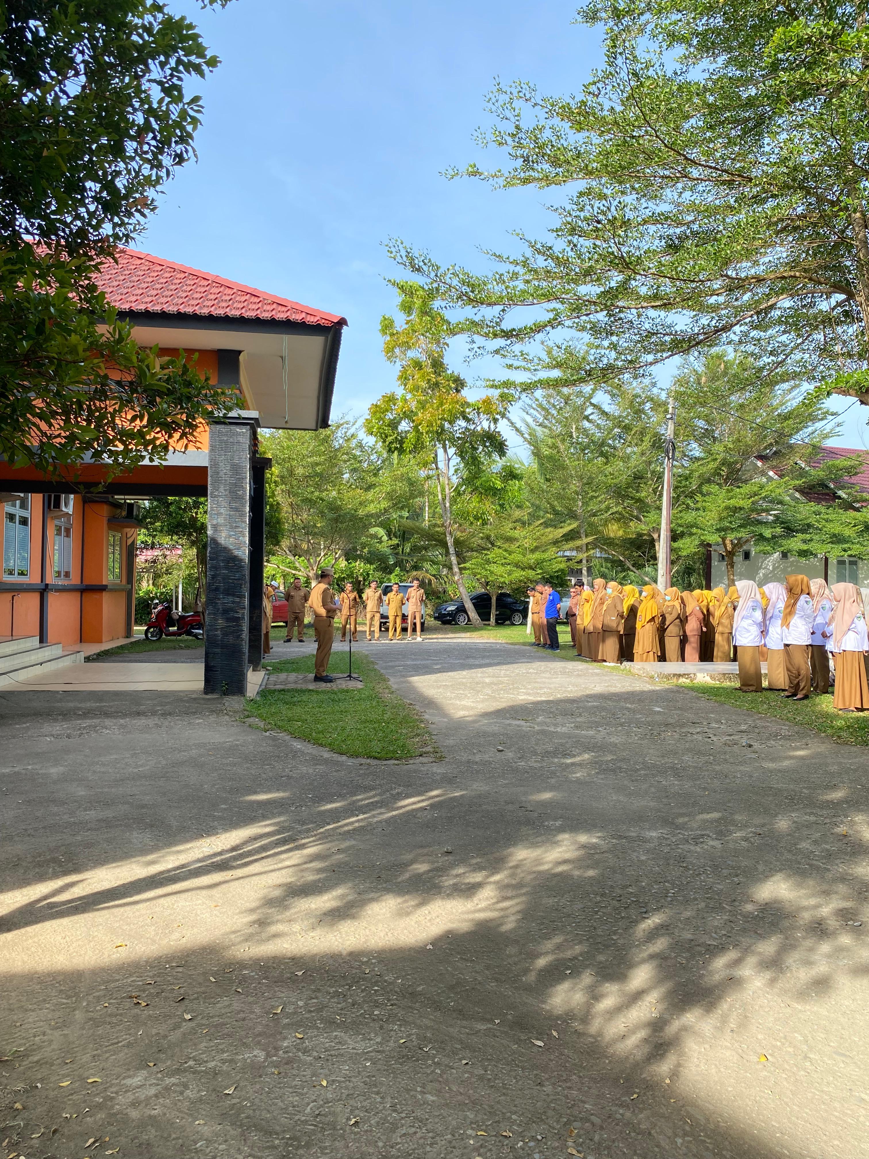 Senin 02 Maret 2026  Apel Gabungan Lintas Sektor Se-Kecamatan Ranah Ampek Hulu Tapan,Pembina Apel Ga